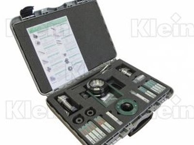 Complete CNC tool kit for processing wood on CNC routers and machining centres