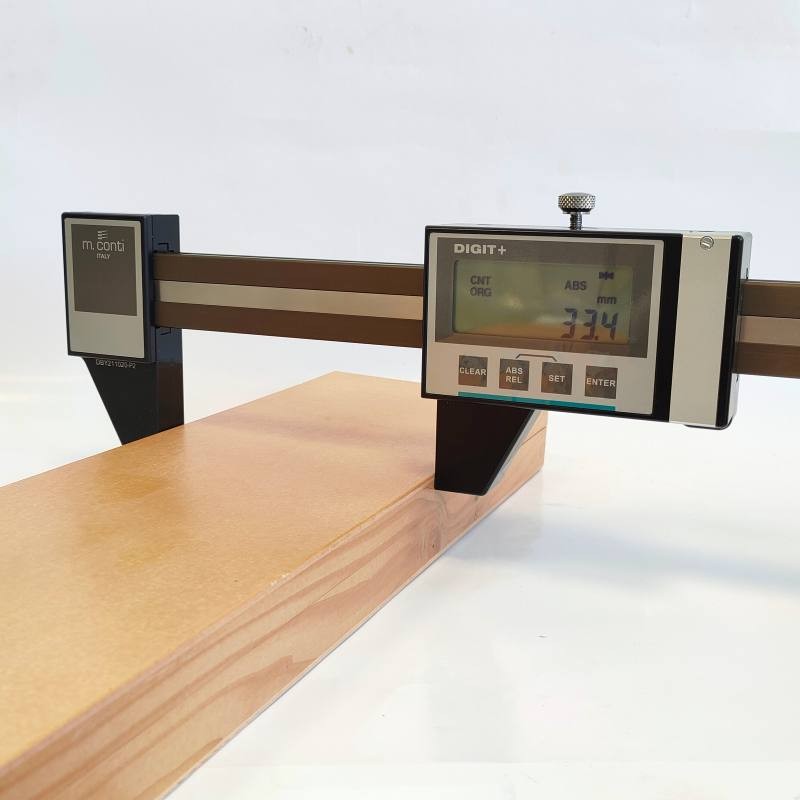 gauges for linear measurements (digital display)